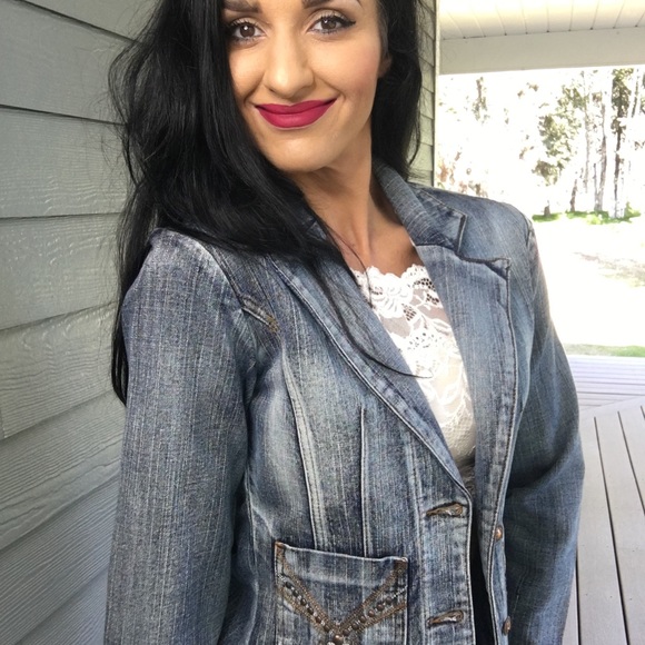 Yes denim jean jacket with embellishments - Picture 2 of 8